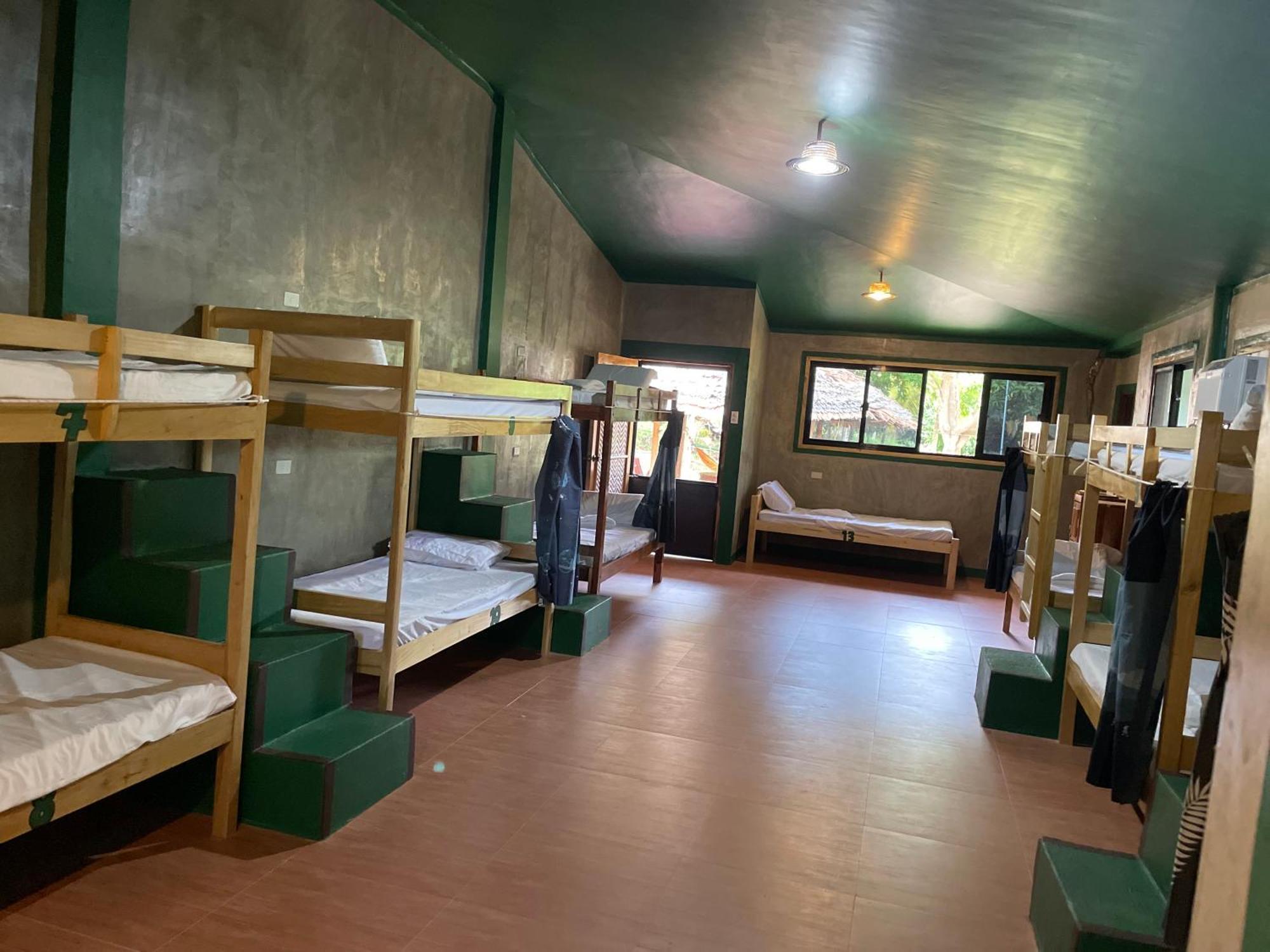 Chelle'S Guesthouse And Backpackers Siquijor Bagian luar foto