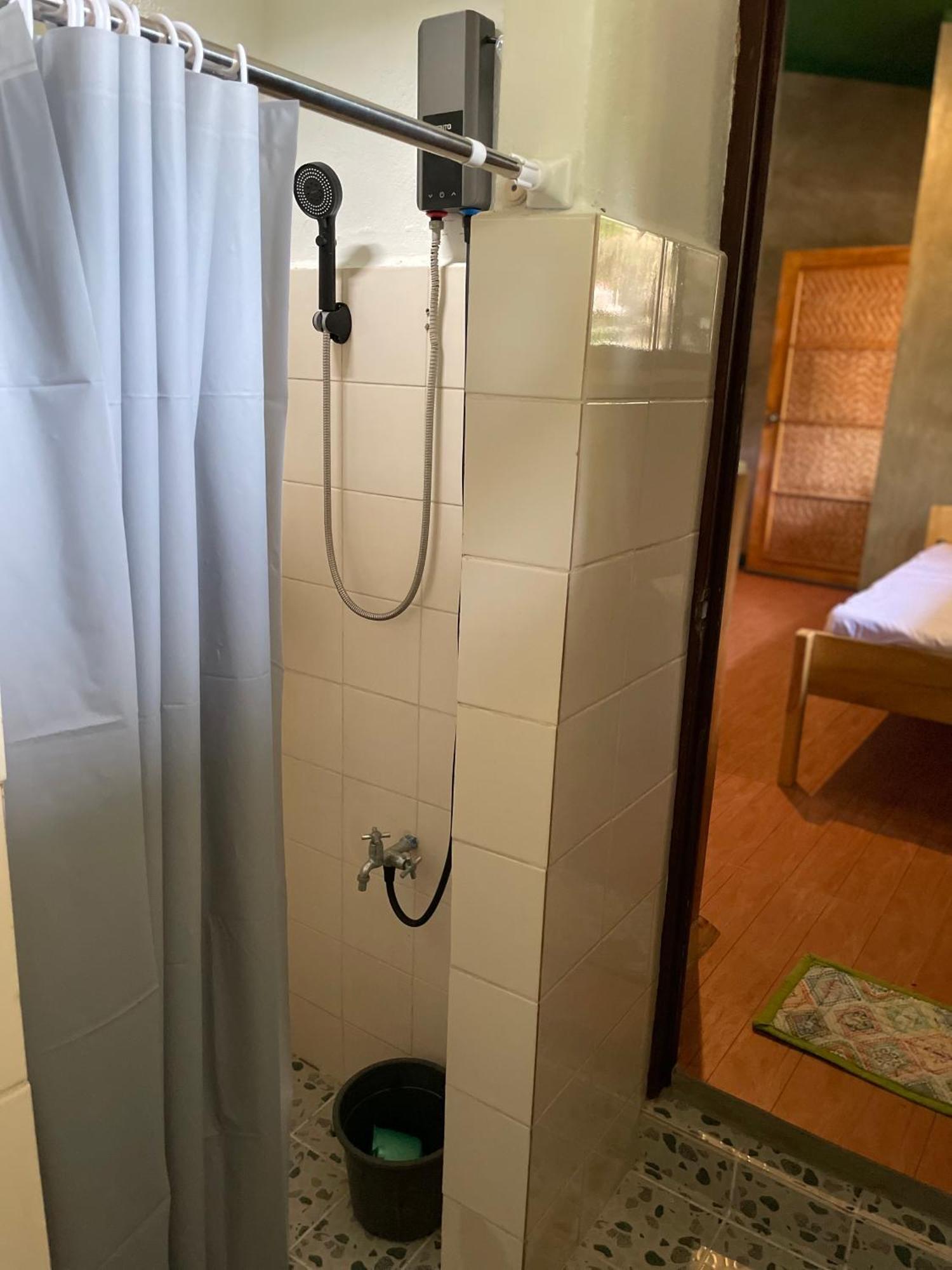 Chelle'S Guesthouse And Backpackers Siquijor Bagian luar foto