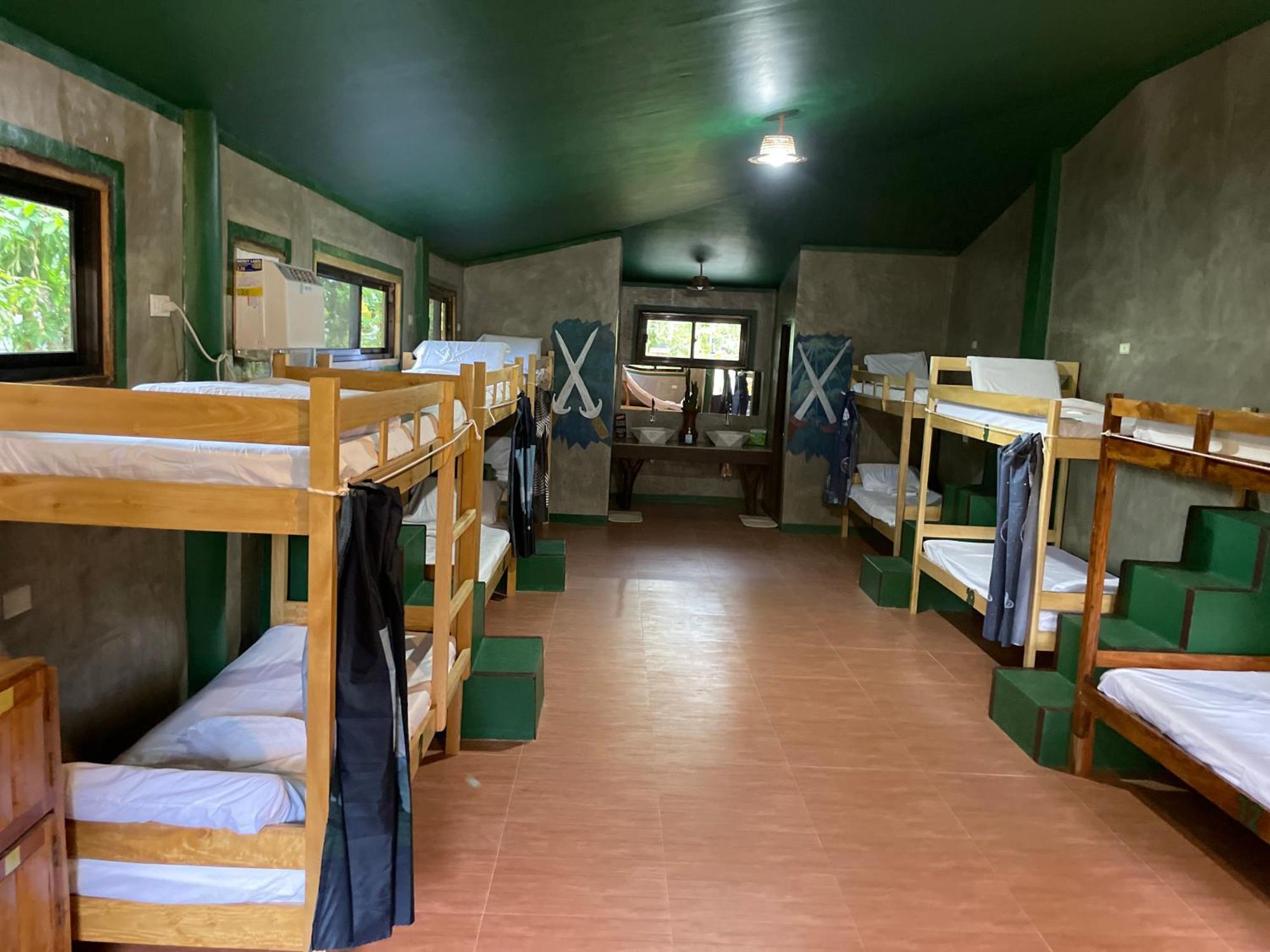 Chelle'S Guesthouse And Backpackers Siquijor Bagian luar foto
