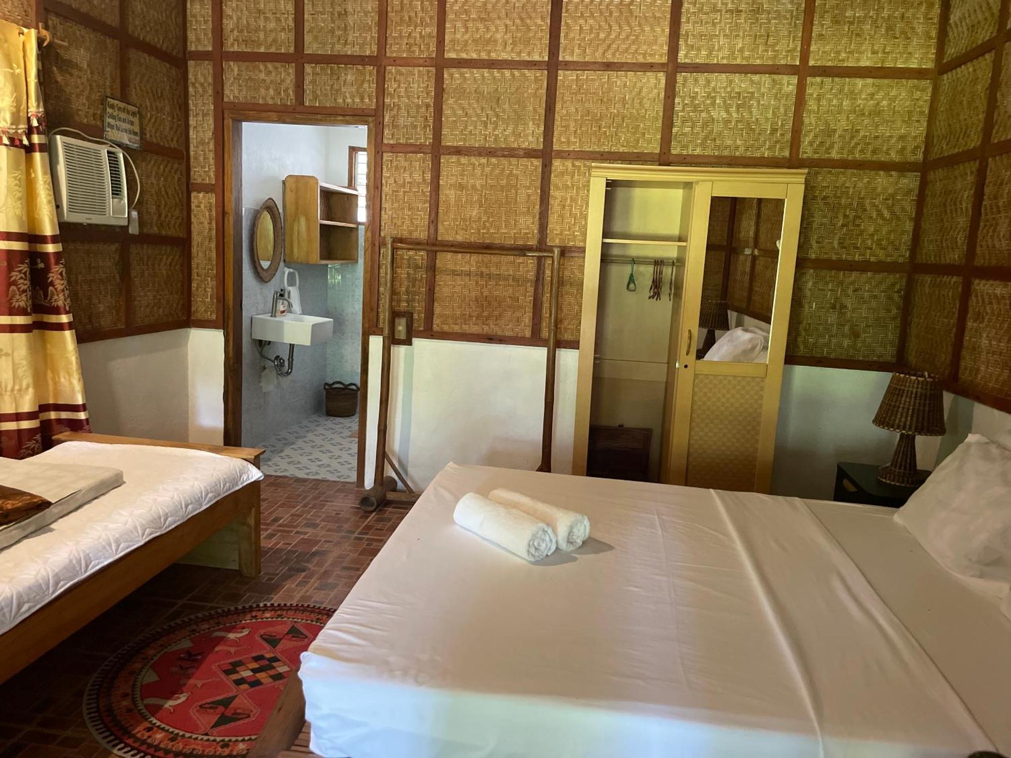 Chelle'S Guesthouse And Backpackers Siquijor Bagian luar foto